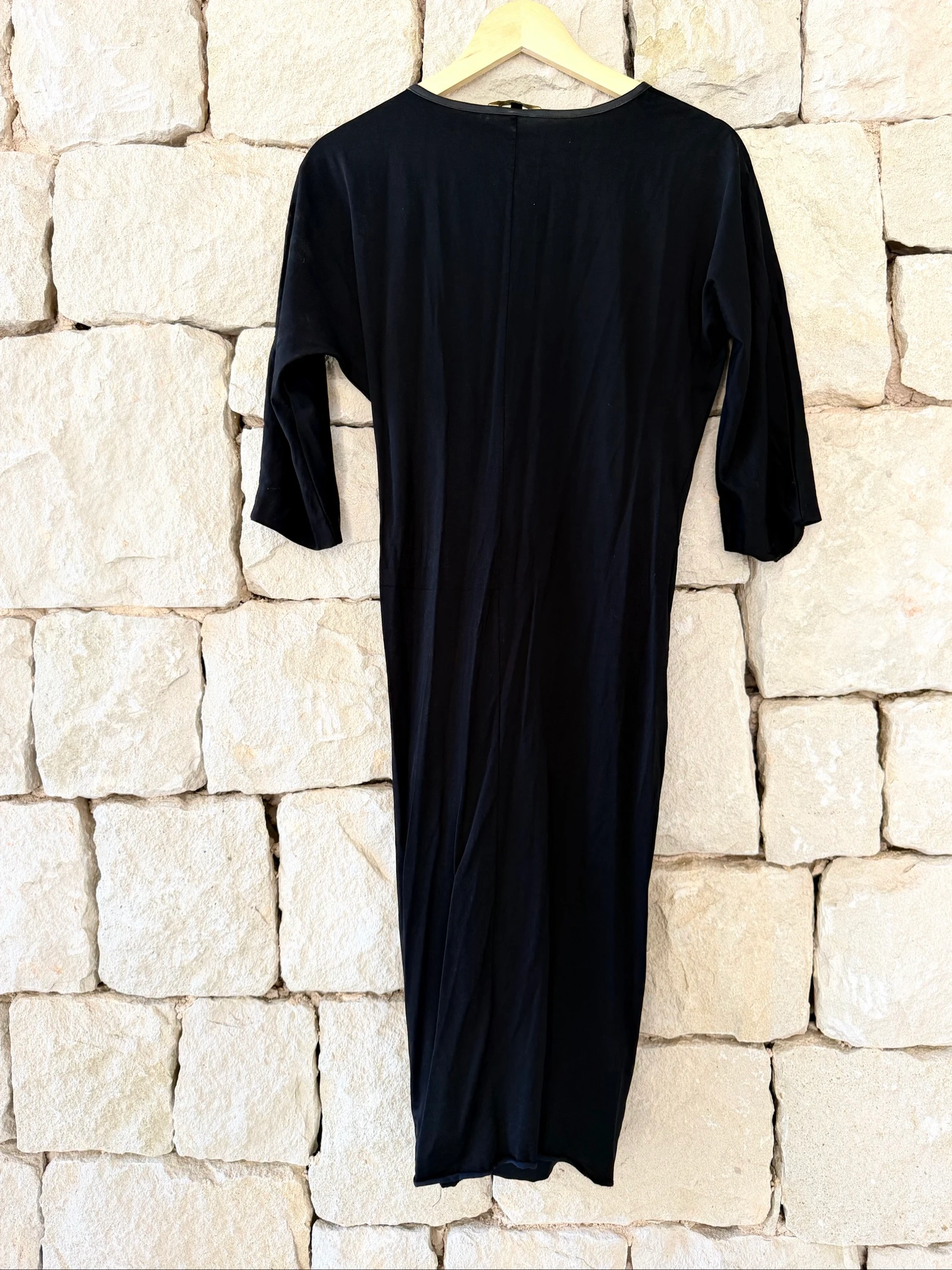 Vestido midi negro Talla M de Massimo Dutti – photo 2